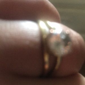 Meet your Posher, Liz